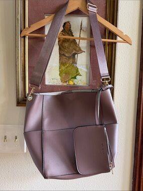 Mersi Spacious Vegan Leather Tote